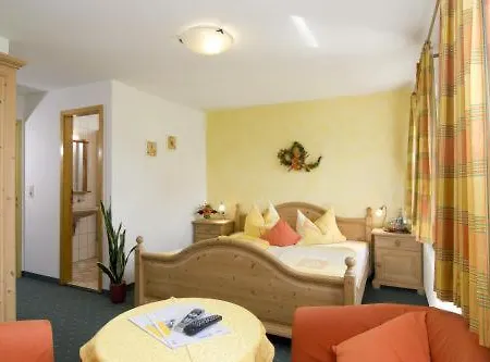 Landgasthof Zum Rappen クレーグリンゲン